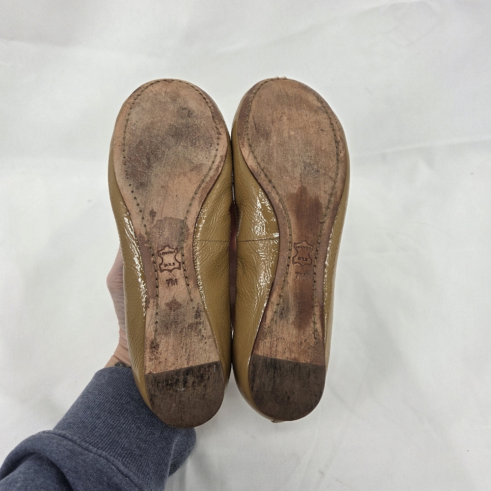 Tory Burch Caroline Ballet Flats s/n 36509 7M Camel color Patent Leather - Picture 8 of 11